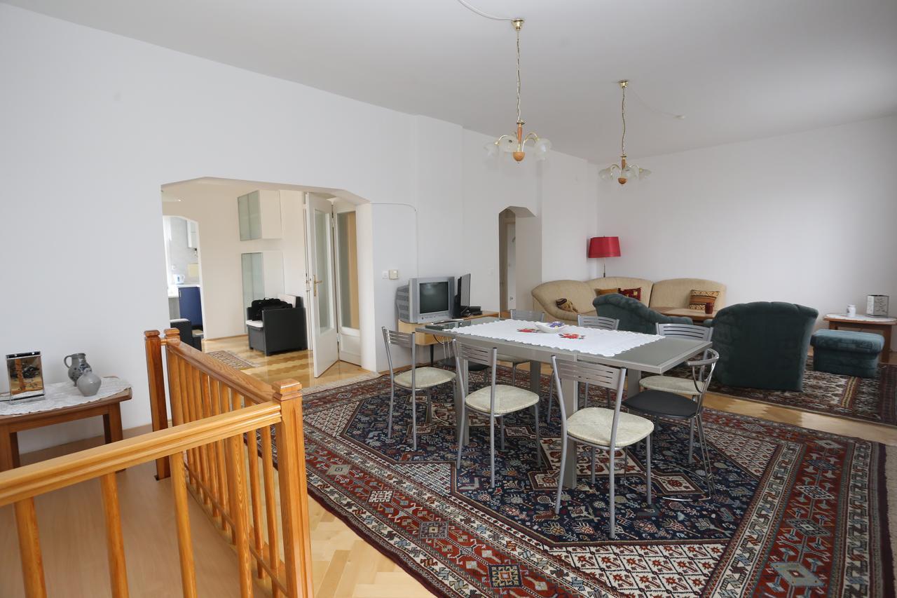 Apartments Villa Irma SJJ Eksteriør bilde